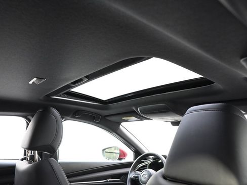 Certified 2025 MAZDA MAZDA3 s image 17