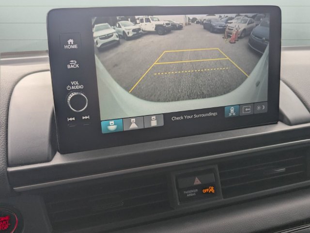 Certified 2024 Honda Pilot Touring image 22