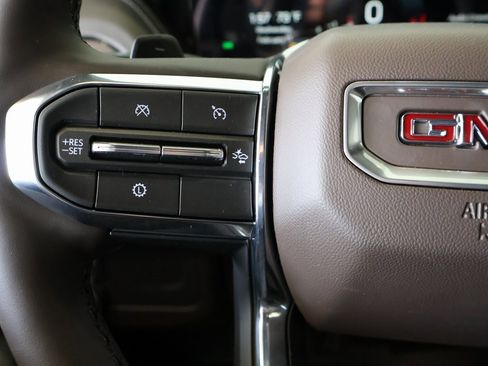 New 2026 GMC Yukon Elevation image 36