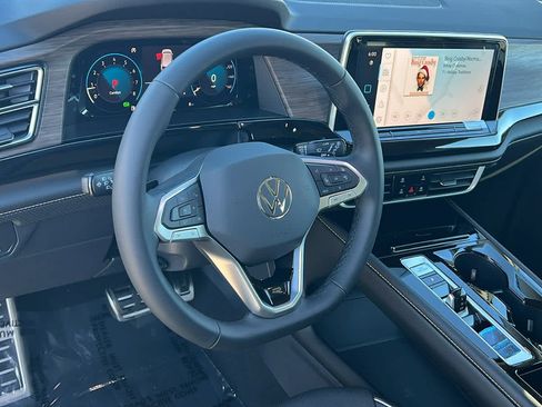 New 2026 Volkswagen Atlas SEL Premium R-Line AWD/4WD image 10