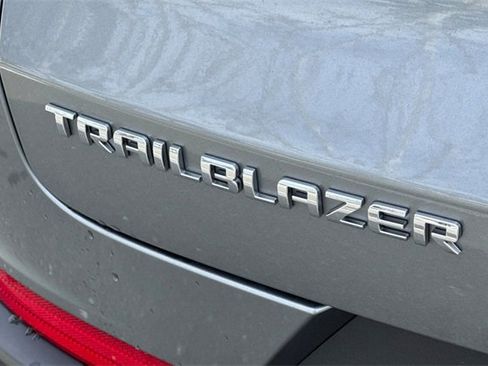 Used 2026 Chevrolet TrailBlazer LS w/ LS Convenience Package image 48