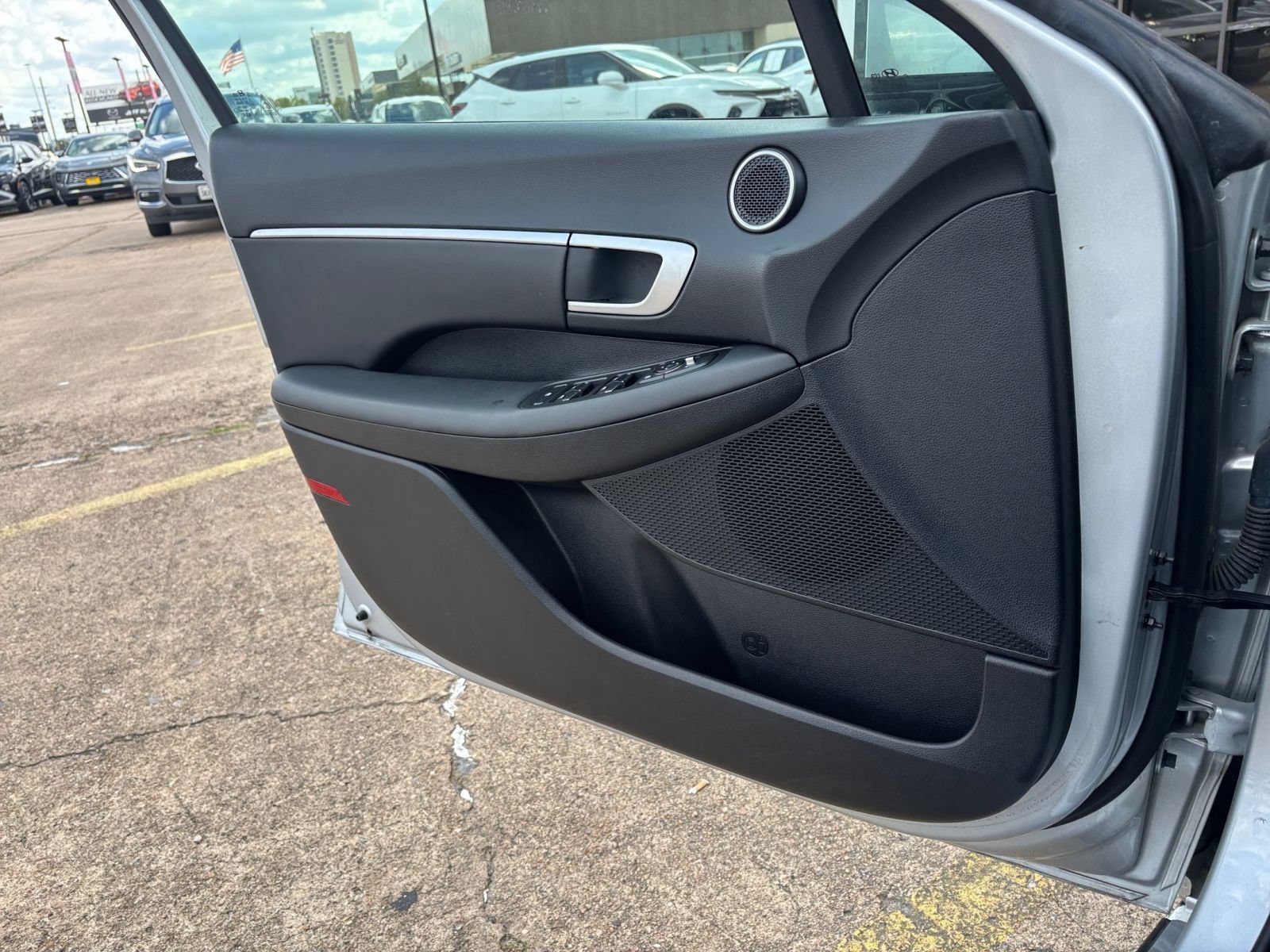 Used 2025 Hyundai Sonata SEL FWD image 18