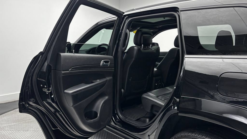 Used 2019 Jeep Grand Cherokee Limited X AWD/4WD image 35