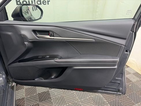 Used 2026 Toyota Camry SE FWD image 9