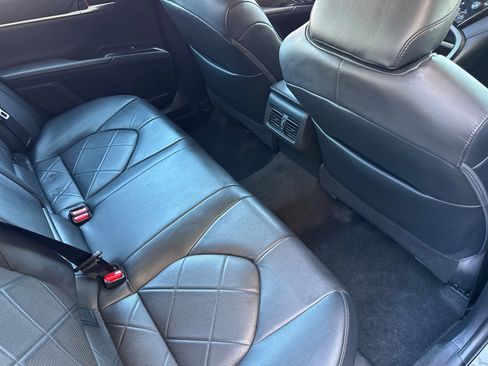 Used 2019 Toyota Camry XLE w/ Driver Assist Package FWD image 31