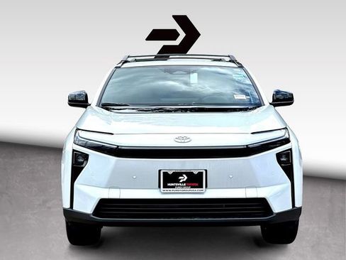 New 2026 Toyota bZ FWD image 3