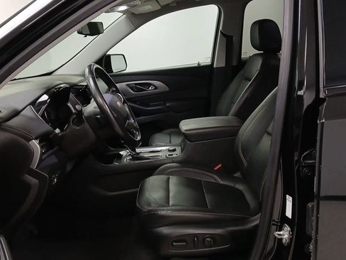 Used 2019 Chevrolet Traverse RS image 8
