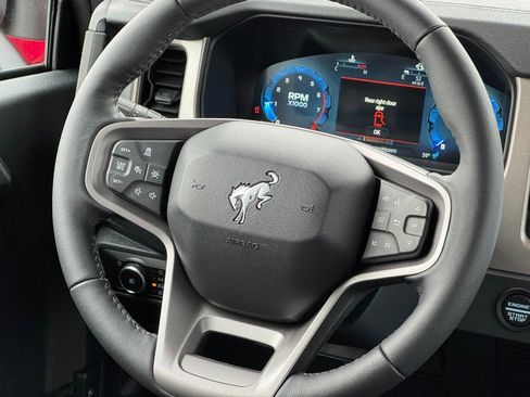 New 2026 Ford Bronco Outer Banks image 7