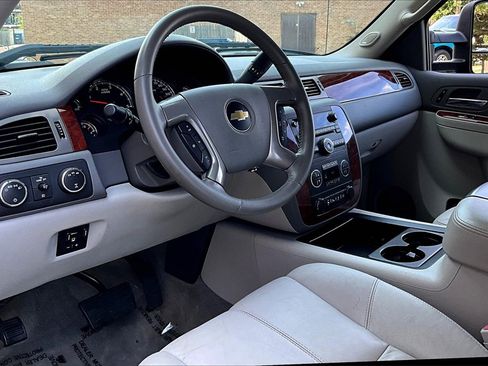 Used 2013 Chevrolet Silverado 3500 LTZ w/ LTZ Plus Package image 16