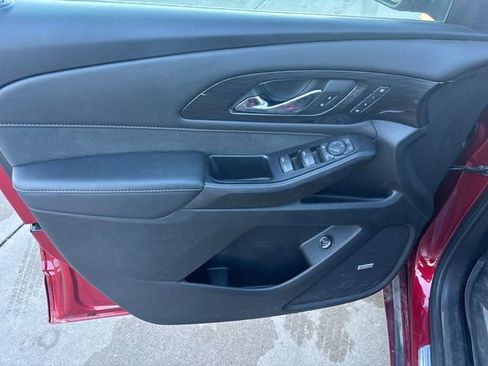 Certified 2022 Chevrolet Traverse High Country w/ LPO, Floor Liner Package image 12