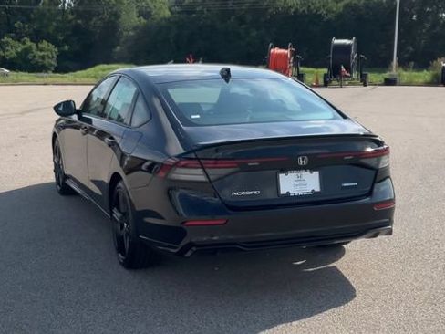 Certified 2025 Honda Accord Sport image 7