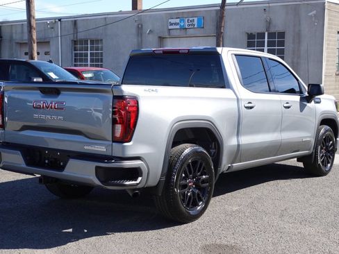 Used 2024 GMC Sierra 1500 Elevation AWD/4WD image 4