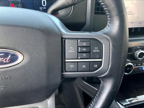 Used 2024 Ford F250 Lariat image 41