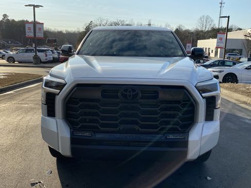 Used 2025 Toyota Tundra Limited image 2