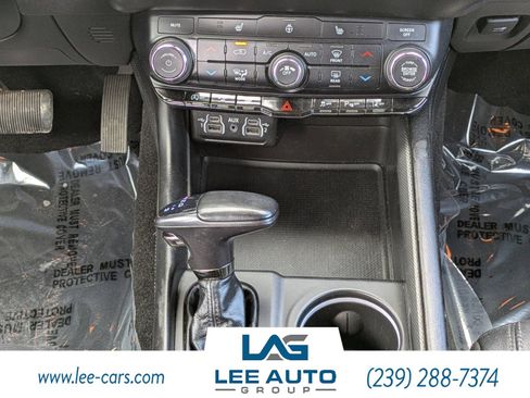 Used 2022 Dodge Durango GT image 17