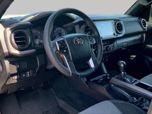 Certified 2023 Toyota Tacoma TRD Off-Road image 17