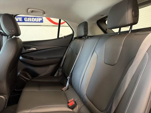 Used 2025 Buick Encore GX Sport Touring w/ Advanced Technology Package image 23