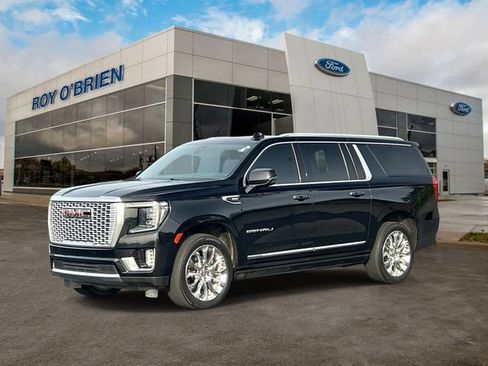 Used 2022 GMC Yukon XL Denali AWD/4WD image 1