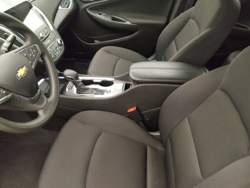Used 2023 Chevrolet Malibu LT FWD image 17