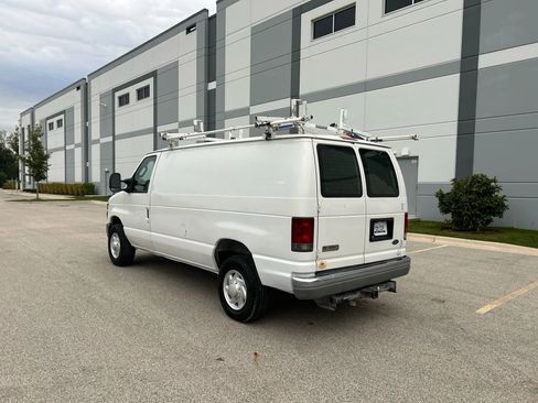 Used 2009 Ford E-350 and Econoline 350 Super Duty image 3
