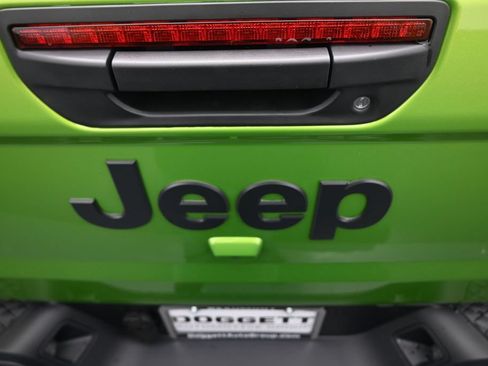 New 2026 Jeep Gladiator Sport AWD/4WD image 10