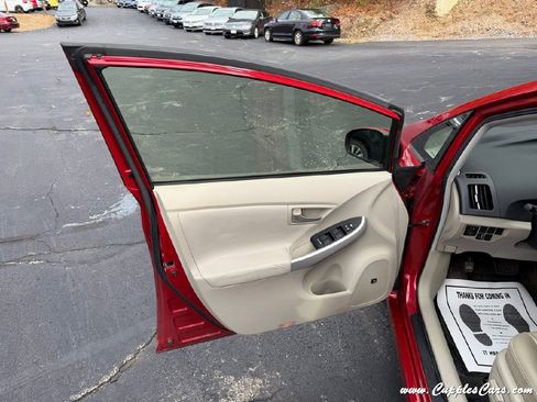 Used 2012 Toyota Prius Three image 5