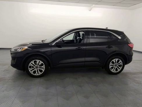 Used 2022 Ford Escape SEL image 4