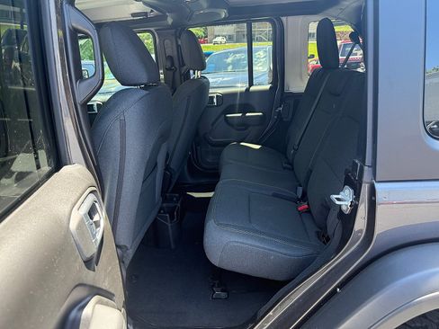 Certified 2026 Jeep Wrangler Unlimited Sport AWD/4WD image 15