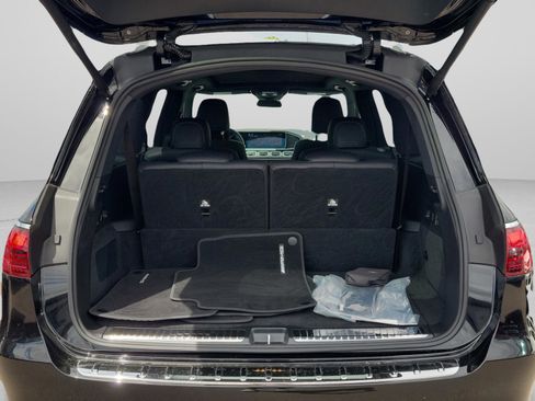 Certified 2026 Mercedes-Benz GLS 580 4MATIC image 5