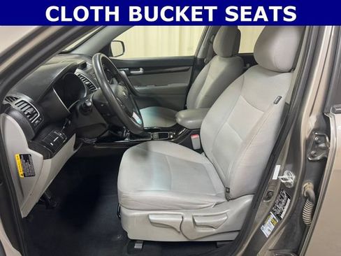 Used 2014 Kia Sorento LX FWD image 14