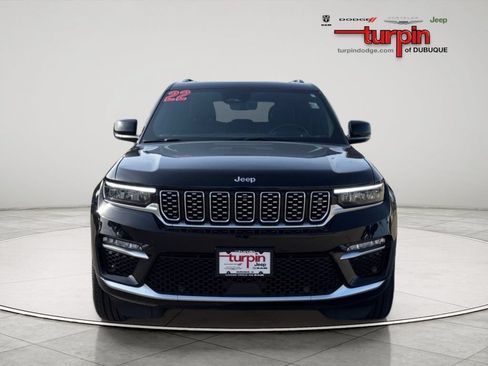 Used 2022 Jeep Grand Cherokee Summit AWD/4WD image 8