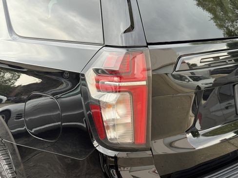 Used 2023 Chevrolet Tahoe RST AWD/4WD image 10