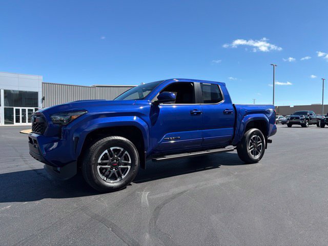 Certified 2024 Toyota Tacoma TRD Sport AWD/4WD image 3