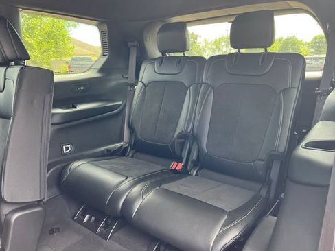 Used 2024 Jeep Grand Cherokee L Altitude AWD/4WD image 5