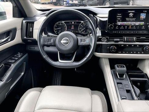 Certified 2023 Nissan Pathfinder SL w/ Cargo Package image 5