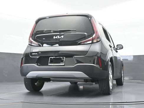 Used 2023 Kia Soul S FWD image 56