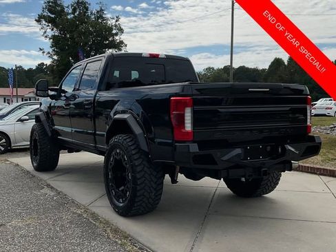 Used 2017 Ford F250 Platinum w/ Platinum Ultimate Package image 5