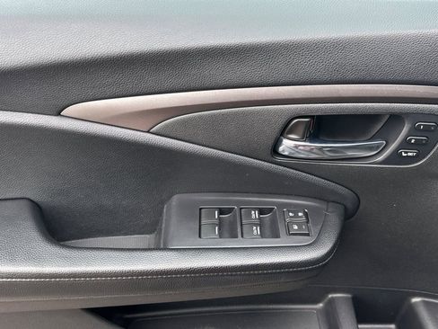 Used 2019 Honda Pilot EX-L image 11