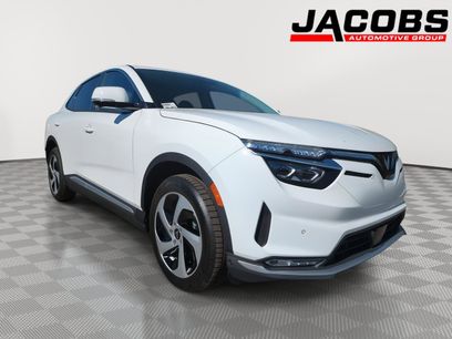 New 2025 VinFast VF 8 Eco