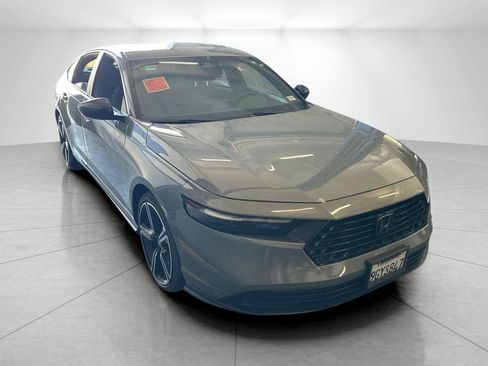 Used 2023 Honda Accord Sport image 1