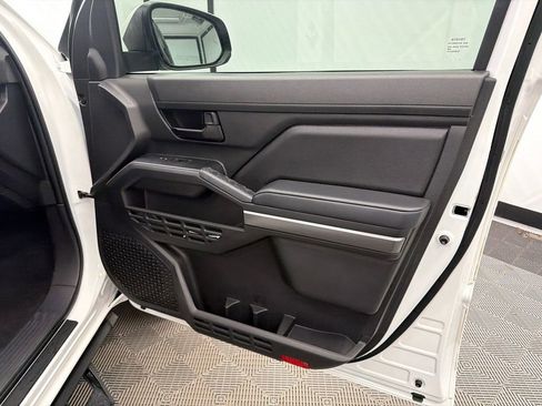 Used 2024 Toyota Tacoma SR5 image 15