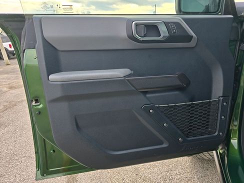 Used 2024 Ford Bronco Everglades image 14