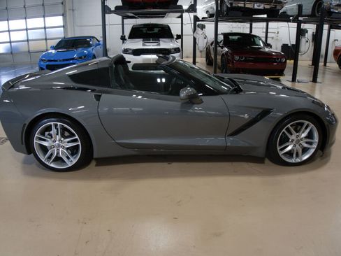 Used 2016 Chevrolet Corvette Stingray Coupe w/ 2LT Preferred Equipment Group image 6