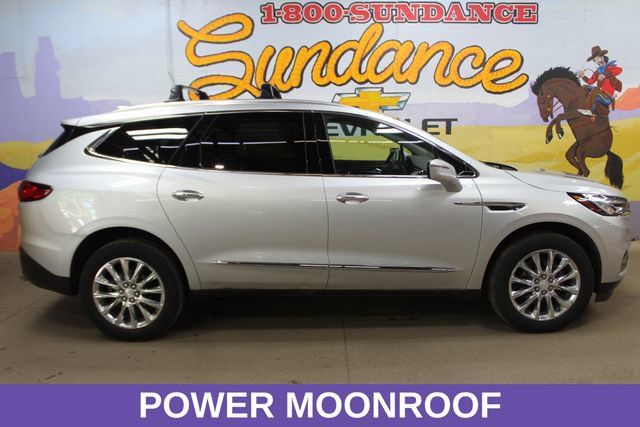Used 2021 Buick Enclave Essence w/ Sound and Sites Package FWD image 1