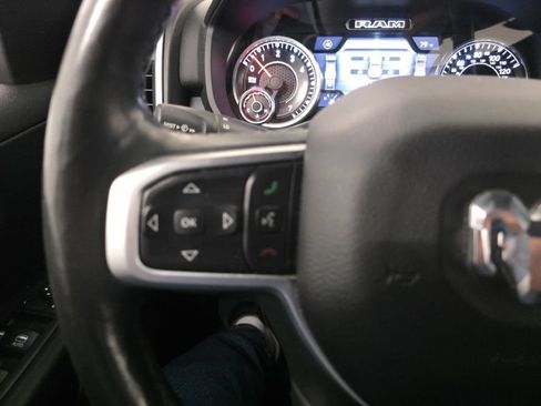 Used 2019 RAM 1500 Big Horn AWD/4WD image 15