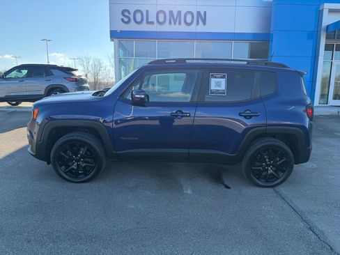 Used 2018 Jeep Renegade Altitude image 2