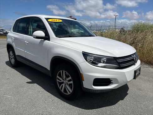 Used 2013 Volkswagen Tiguan S AWD/4WD image 2