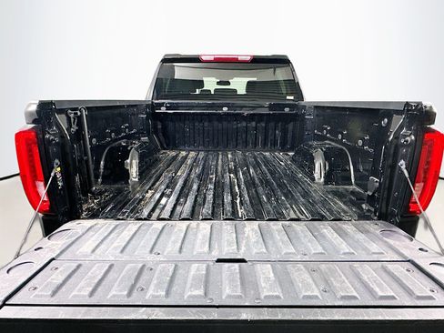 Used 2025 GMC Sierra 1500 SLT RWD image 29