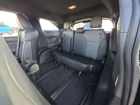Used 2023 Toyota Sienna XSE w/ XSE Plus Package image 19
