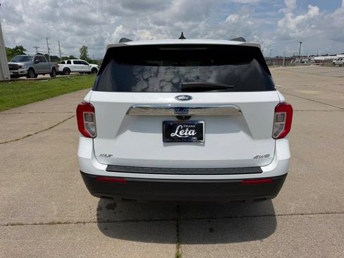 Used 2021 Ford Explorer XLT AWD/4WD image 4